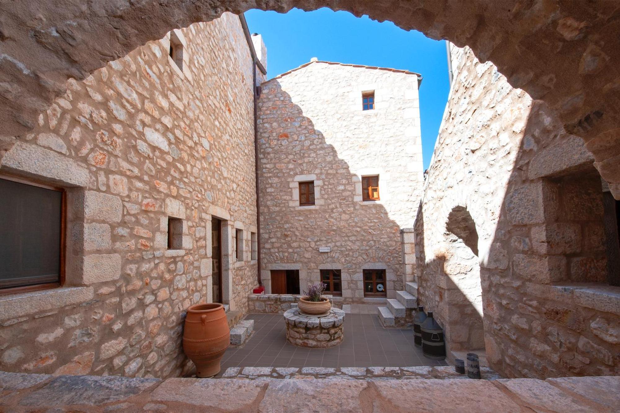 Kyrimai Hotel Yerolimin Zewnętrze zdjęcie